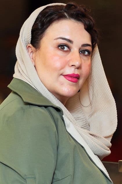 Actor Giti Ghasemi