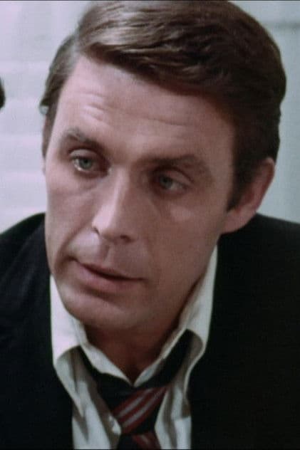 Actor Niles McMaster