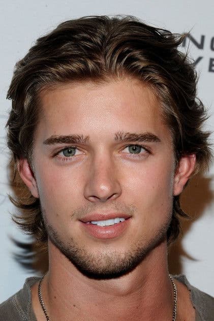 Actor Drew Van Acker