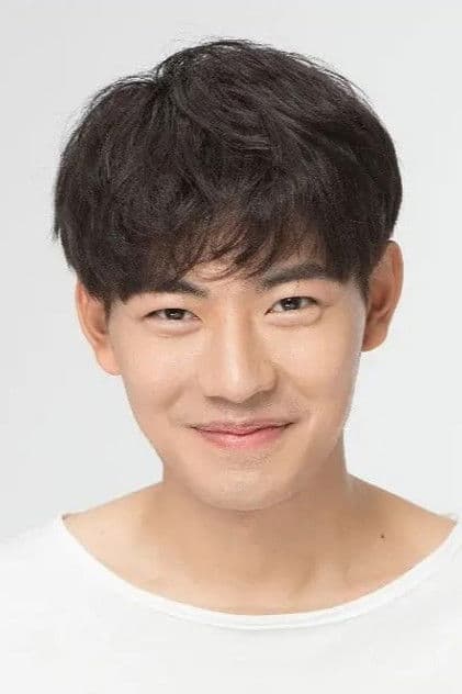 Actor Yang Yi