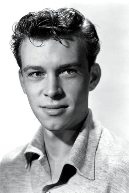 Actor Skip Homeier