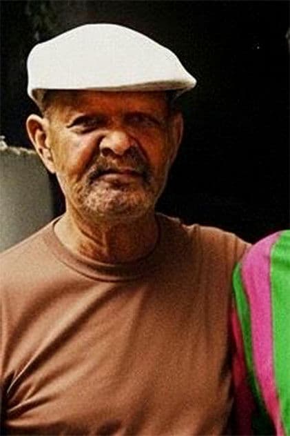 Actor Carlos Cachaça