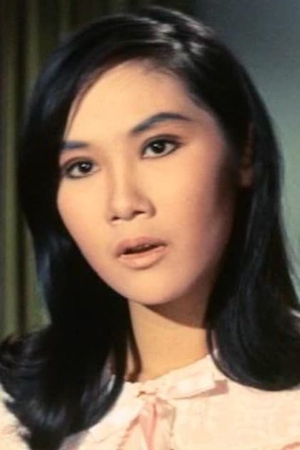Actor Maggie Lee