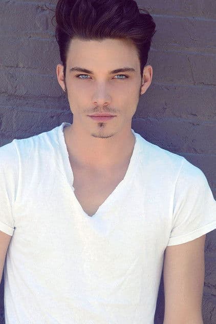 Actor Chris Schellenger