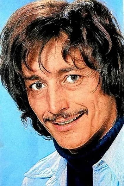 Actor Robert Etcheverry