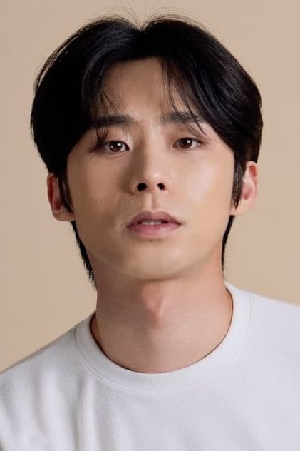 Actor Kang Sung-Wook