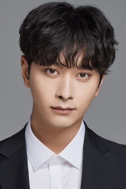 Actor Hwang Chan-seong