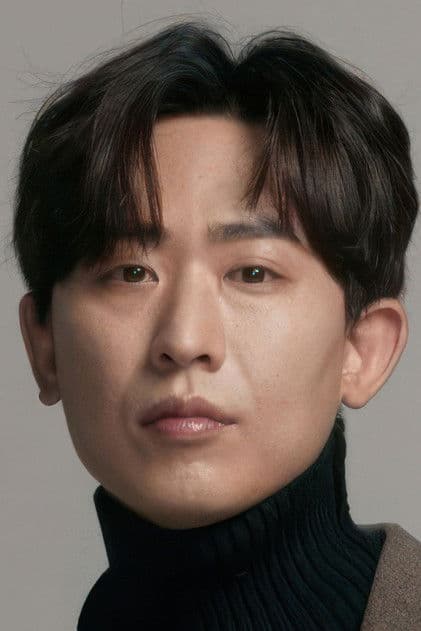 Actor Jo Yong-jun