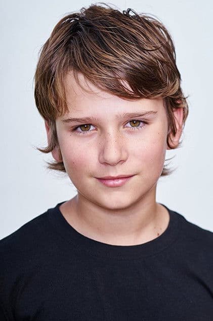 Actor Ezra Barry