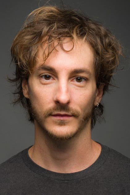 Actor Esteban Kukuriczka