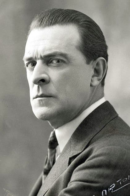 Actor René Navarre