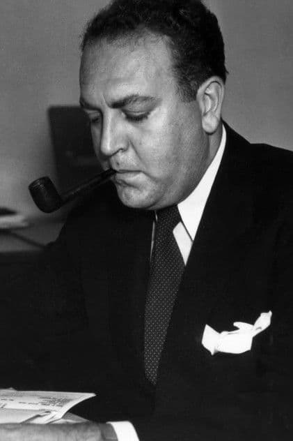 Actor Val Lewton