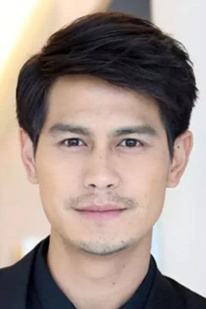 Actor Rapeepat Eakpankul