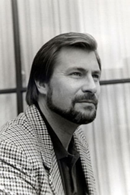 Actor Richard Vernon