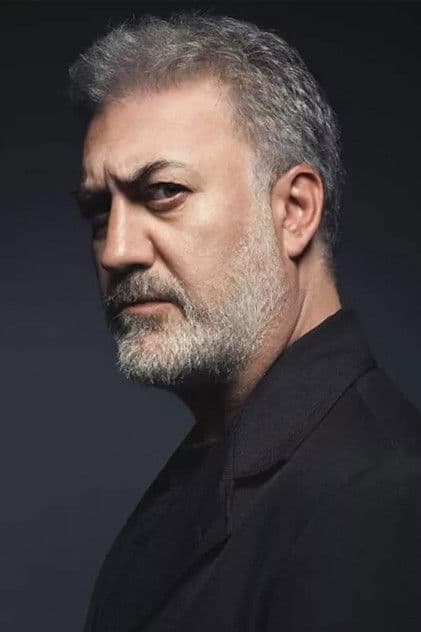 Actor Tamer Karadağlı