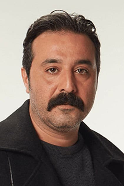 Actor Mustafa Üstündağ