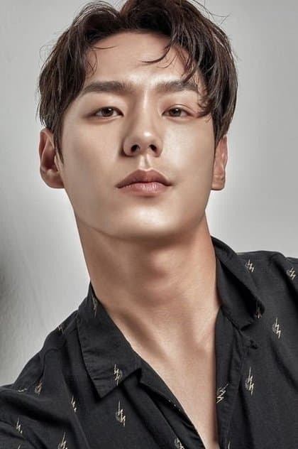Actor Kwak Si-yang