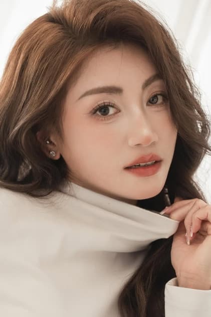 Actor Gloria Wong Yung