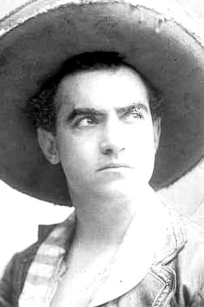 Actor E.L. Fernandez