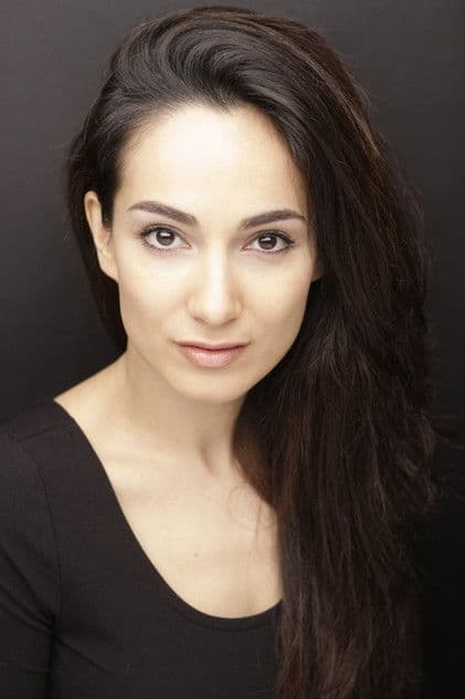 Actor Aslı Bayram