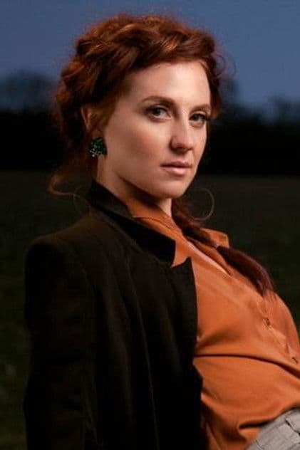 Actor Caitlin Evanson