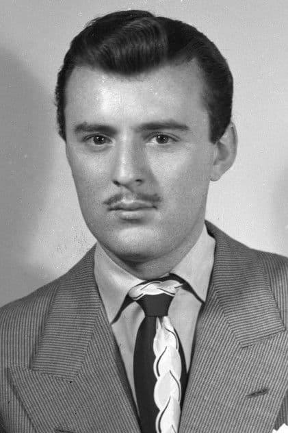 Actor Manolo Fábregas