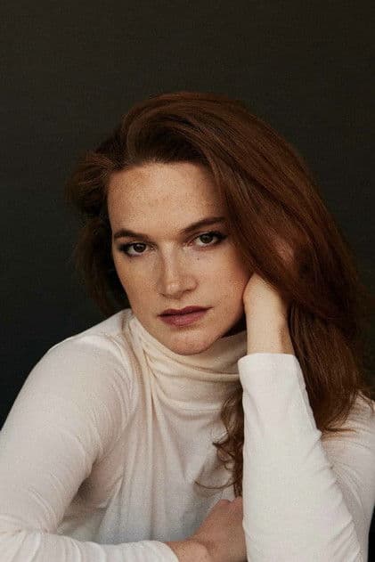 Actor Elise Finnerty