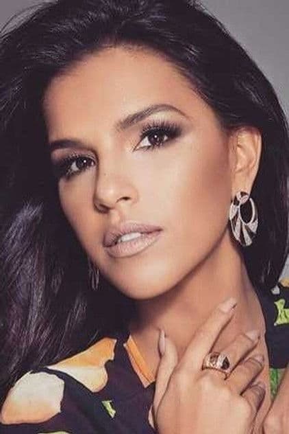 Actor Mariana Rios
