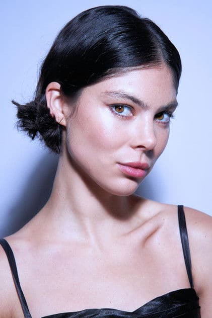 Actor Azizi Donnelly