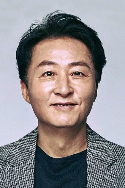 Actor Kim Jong-soo