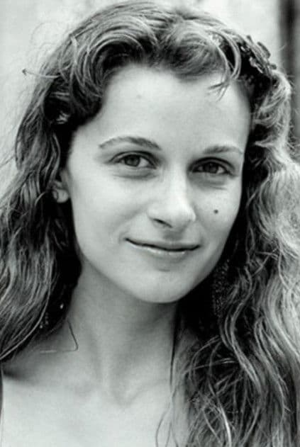 Actor Anabelle Lachatte