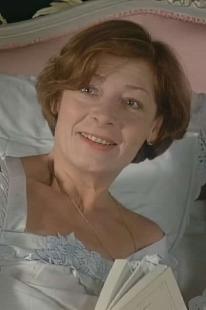 Actor Nadia Barentin