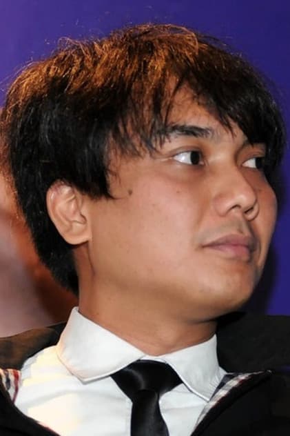 Actor Dipa Changcuters