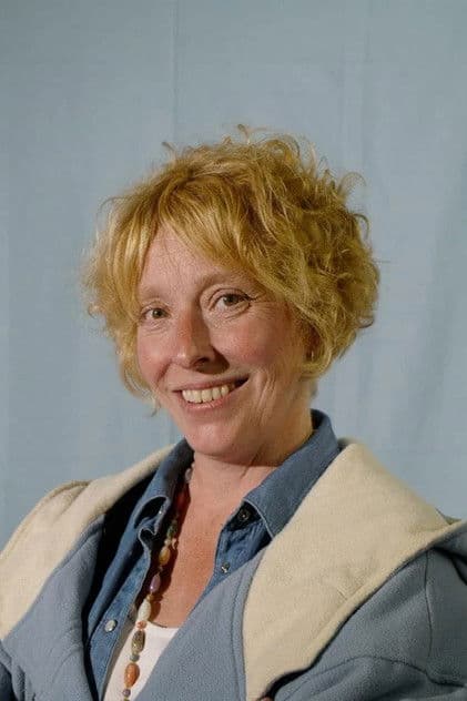 Actor Gwenno Hodgkins