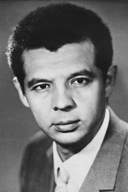 Actor Radner Muratov