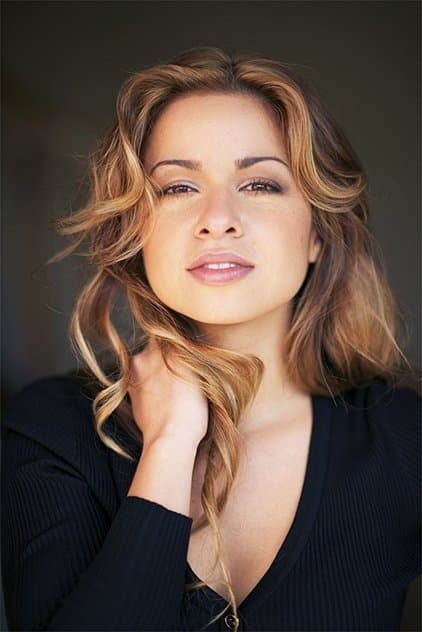 Actor Zara Michales