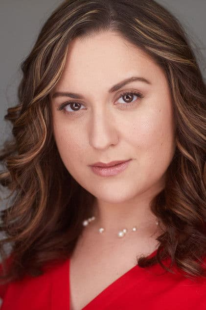 Actor Courtney Elvira