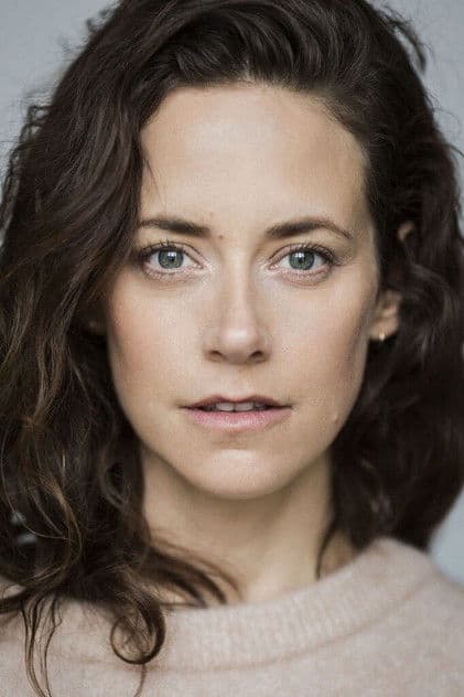Actor Anja Knauer