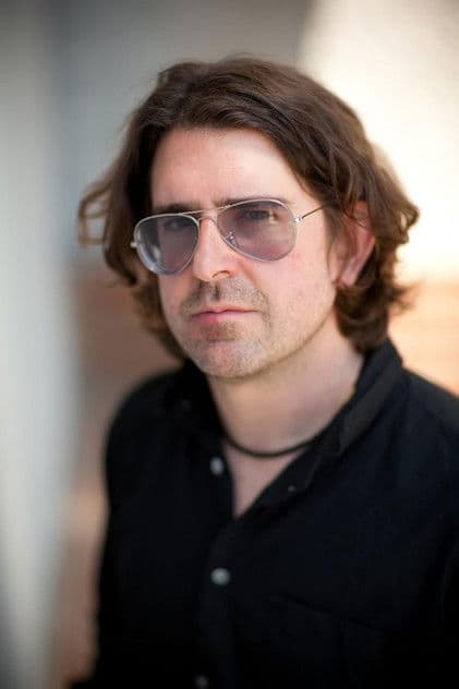 Actor Lou Barlow