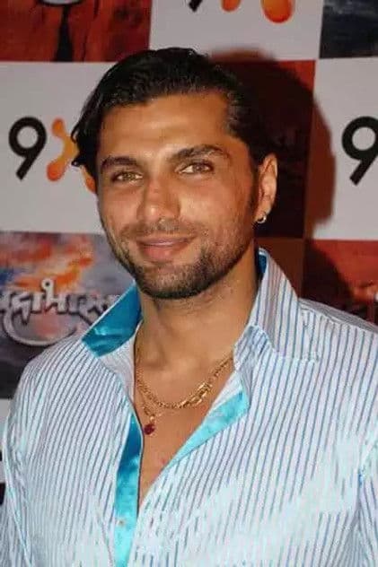 Actor Chetan Hansraj