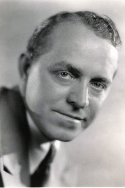 Actor Frank Richardson