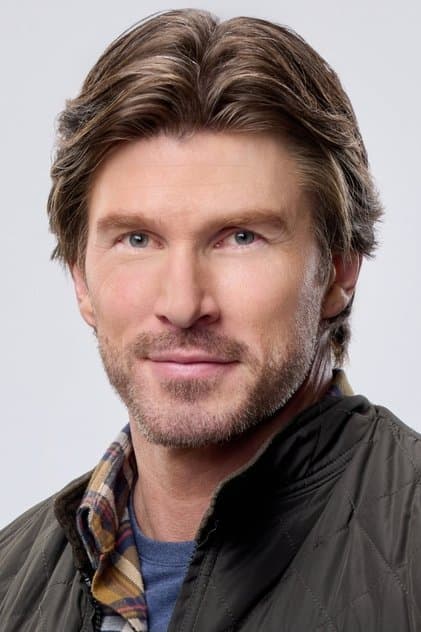 Actor Christopher Russell