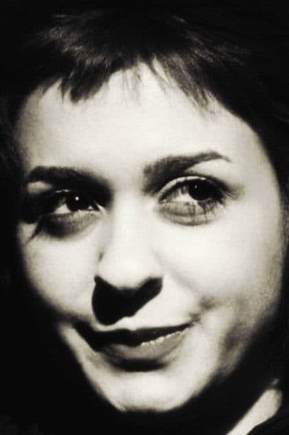 Actor Anali Shakoori