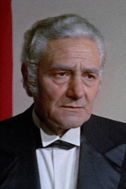 Actor Manlio Salvatori