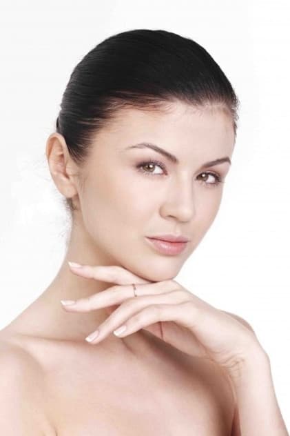 Actor Alina Saraswati