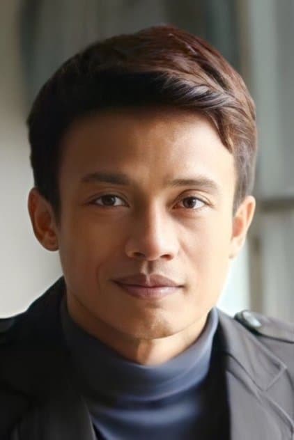 Actor Dan Chupong