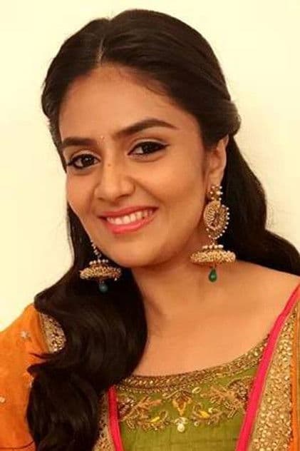 Actor Sreemukhi
