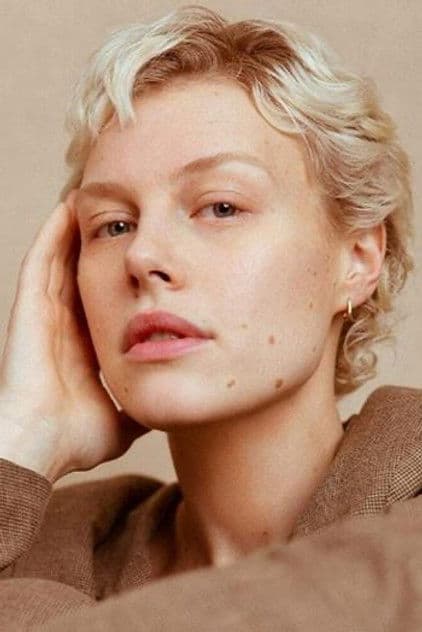 Actor Hannah van der Westhuysen