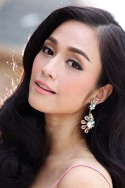 Actor Premsinee Ratanasopha