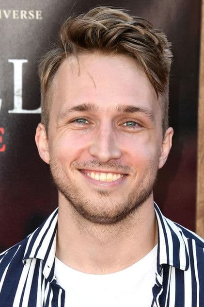 Actor Shayne Topp